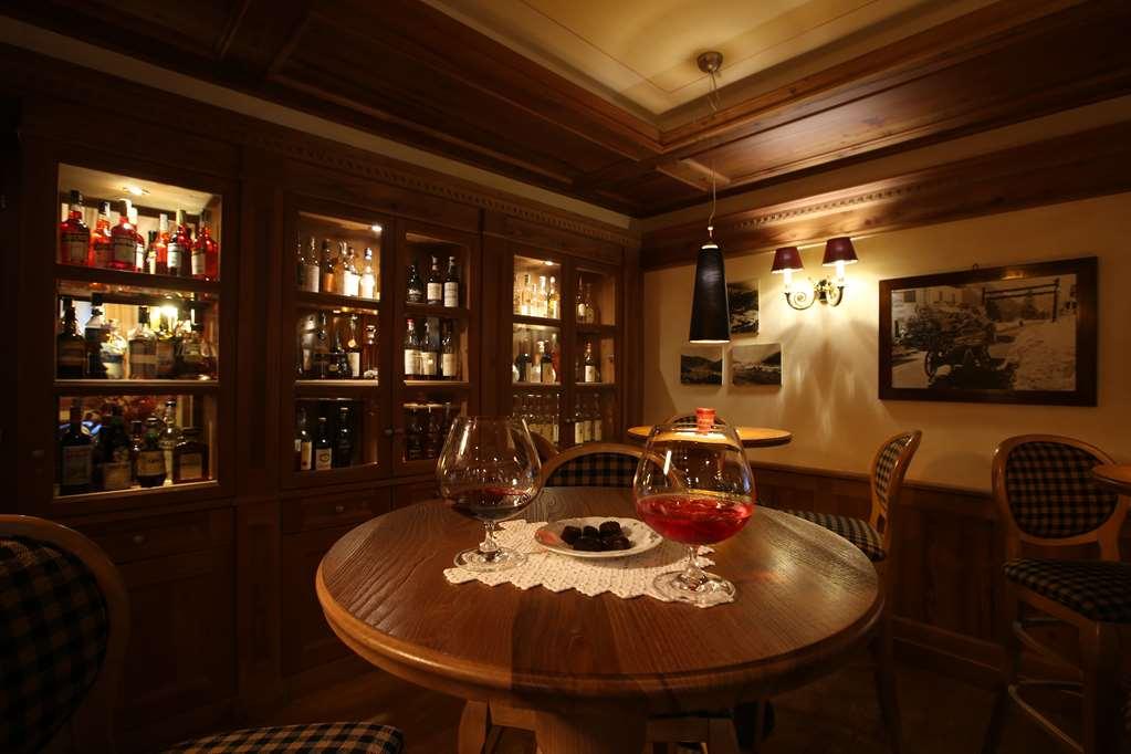 Alpen Suite Hotel Madonna Ristorante foto