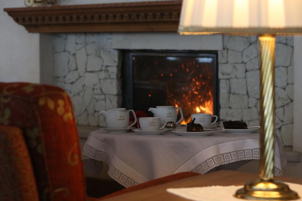 Alpen Suite Hotel Madonna Esterno foto