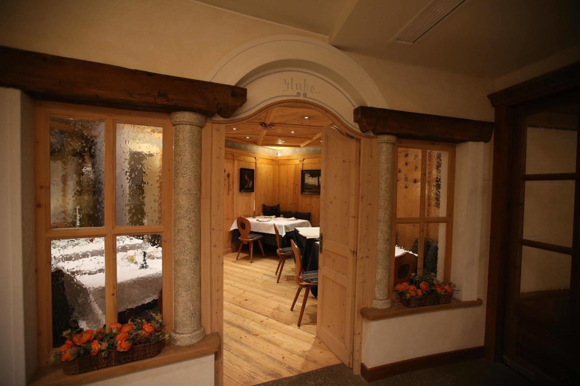 Alpen Suite Hotel Madonna Esterno foto